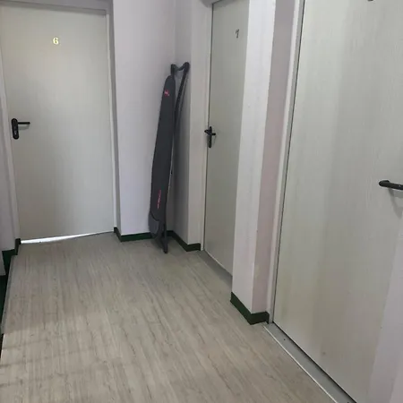 בית הארחה гранд плаза נסבר
